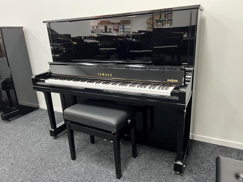 Yamaha UX30BL Upright Piano Piano Traders