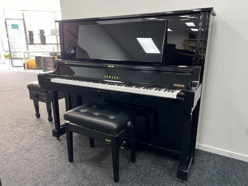 Yamaha UX50BL upright piano at Piano Traders